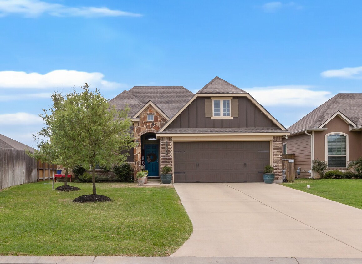 3901 White Oak Meadow Ct College Station, TX 77845 Alquileres en