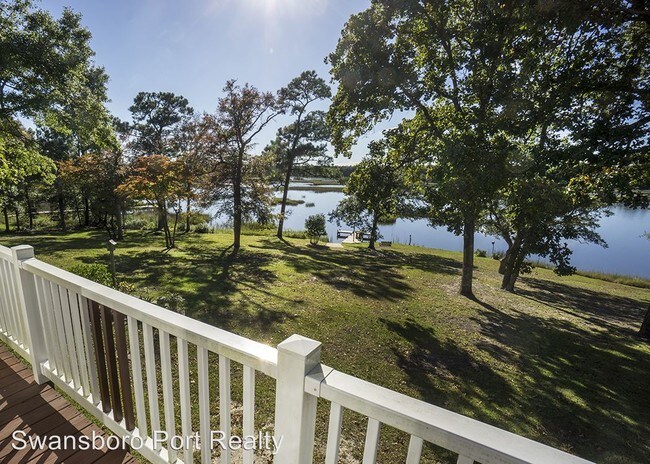 Foto del edificio - 119 Bear Hollow Ln