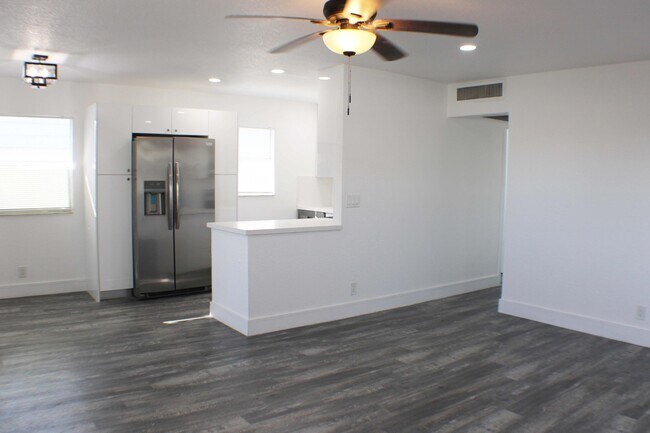 Foto del edificio - 89 Brittany Ln