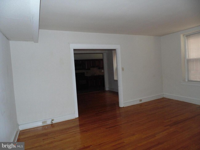 Building Photo - 7876 Spring Ave