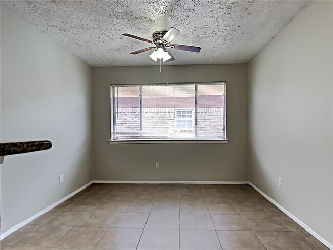 Foto del edificio - 7306 Ridgeberry Dr