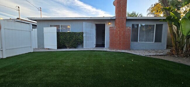 Foto del edificio - 2360 249th St