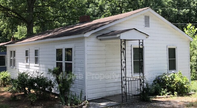 Foto del edificio - 1132 Browns Ave