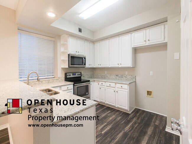 Foto del edificio - 1701 Shiprock Dr, Plano