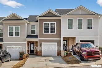 Building Photo - 110 Greenview Ct