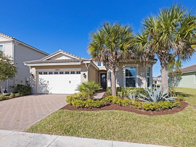 Building Photo - 4 Bedroom Single Family Home in Loxahatchee