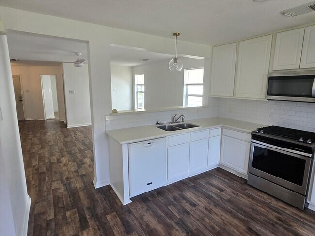 Foto del edificio - 2638 Skyview Ridge Ct