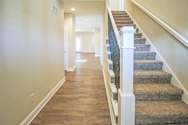 Foto del edificio - 8724 Merrill Cir