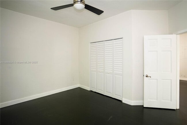 Building Photo - 2280 SW 16th Ct