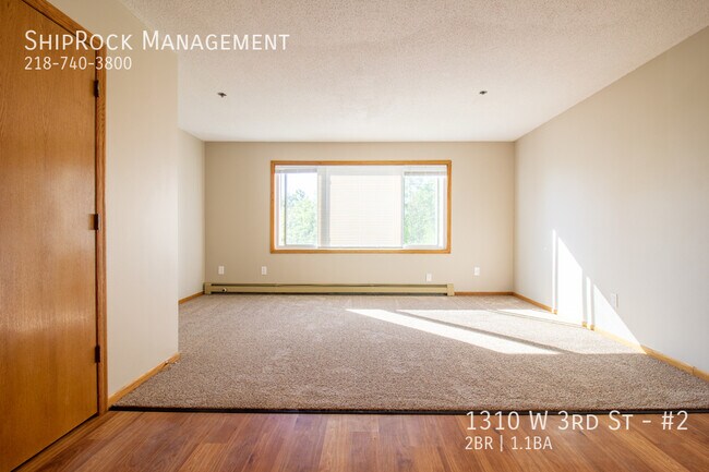 Foto del edificio - 1310 W 3rd St