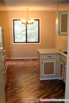 Building Photo - 5243 Balmoral Ln