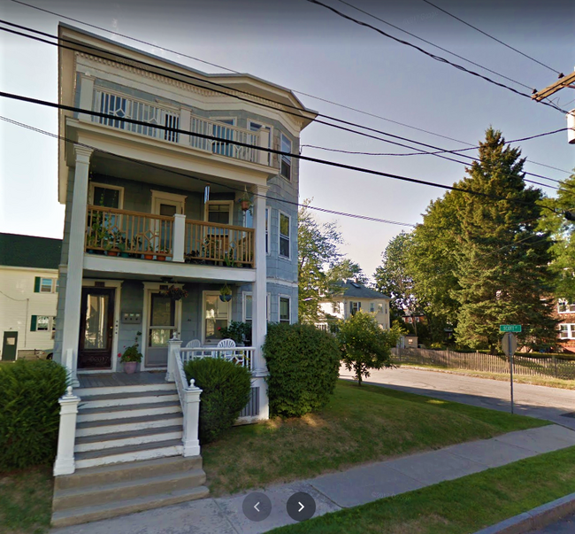 Foto del edificio - 48 Whitney Ave