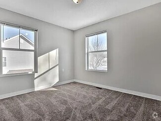 Building Photo - 287 Frenn Ave