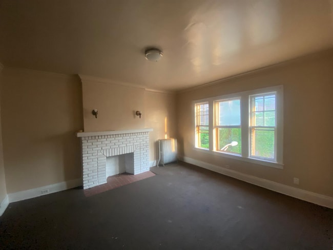 Building Photo - 1801 Stanwood Rd