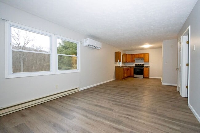 Building Photo - Two bedroom apartment
