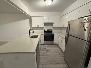 Building Photo - 57-14 Xenia St