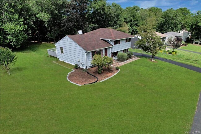 Foto del edificio - 8 Scott Dr