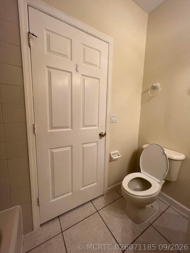 Foto del edificio - 8364 Mulligan Cir
