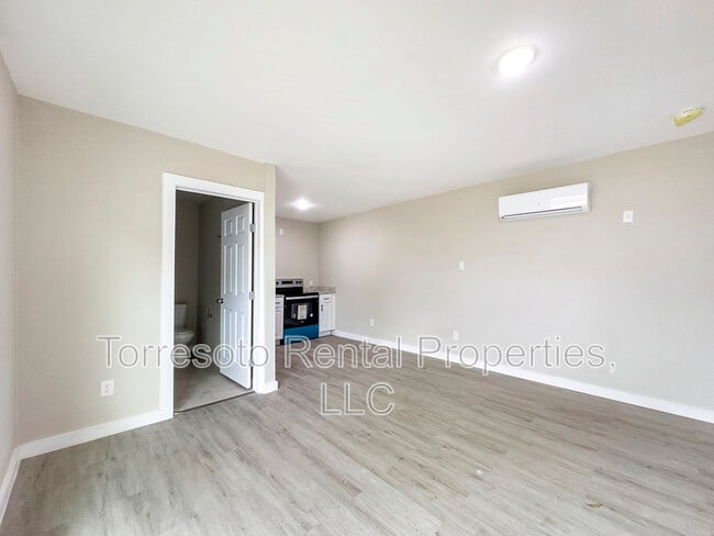 Foto del edificio - 1606 W Wildwood Dr