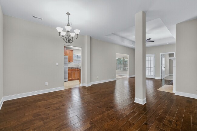 Building Photo - 6907 Breyerton Way Southeast