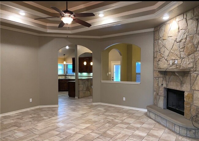Building Photo - 2038 Rustling Oaks Dr
