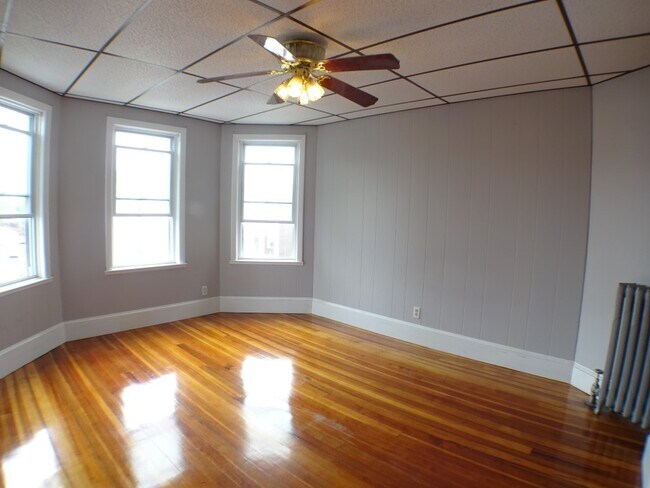 Foto del edificio - 102 Saxton St