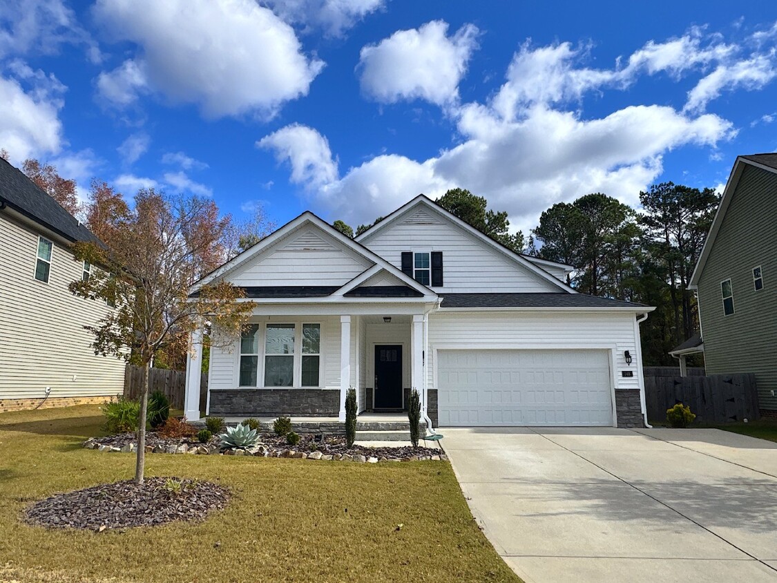 Foto principal - Spacious 3 Bedroom Home in Garner!