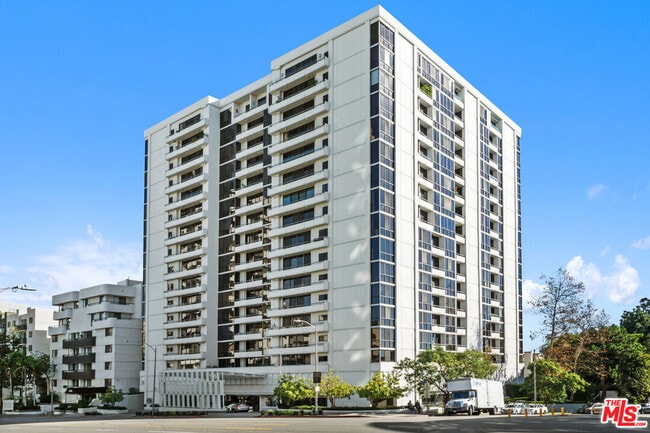 Foto del edificio - 10660 Wilshire Blvd