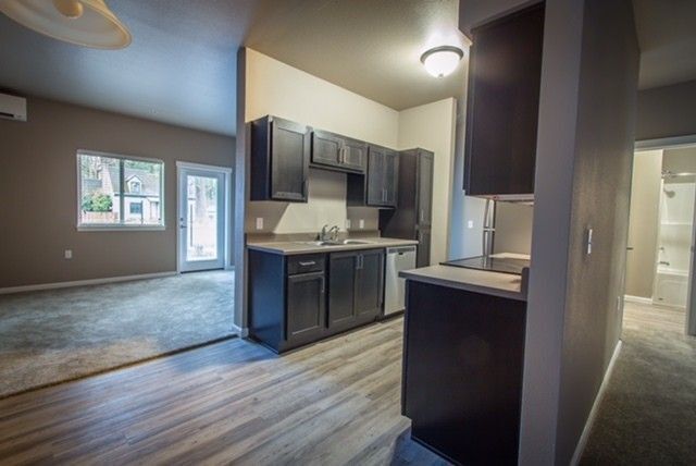 Foto del edificio - 4225 Hawthorne Ave NE