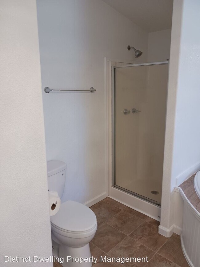 Foto del edificio - 3 br, 2 bath House - 52145 Dustan Rd.