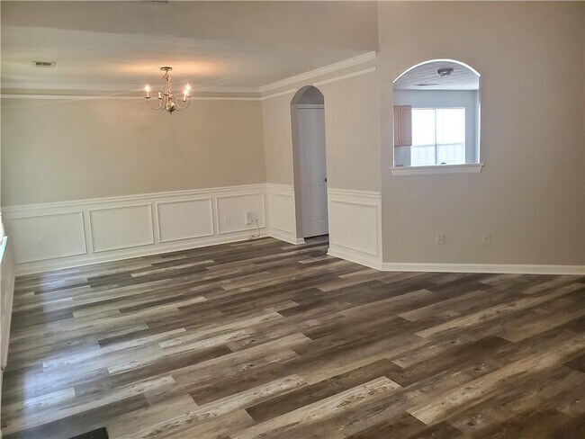Building Photo - 35 Lassiter Dr