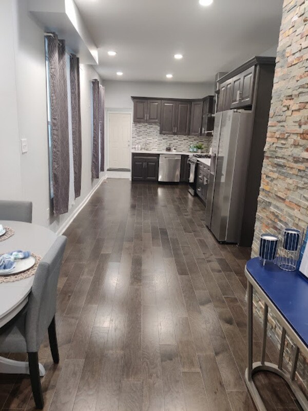 Foto del edificio - 904 N 42nd St