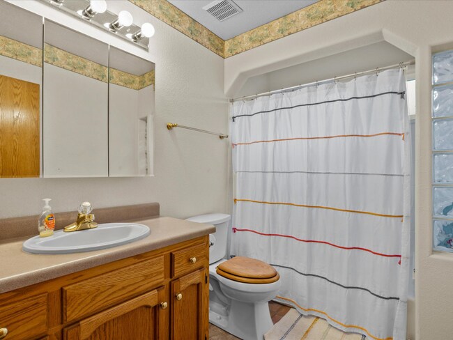 Building Photo - 418 Gold Rush Dr