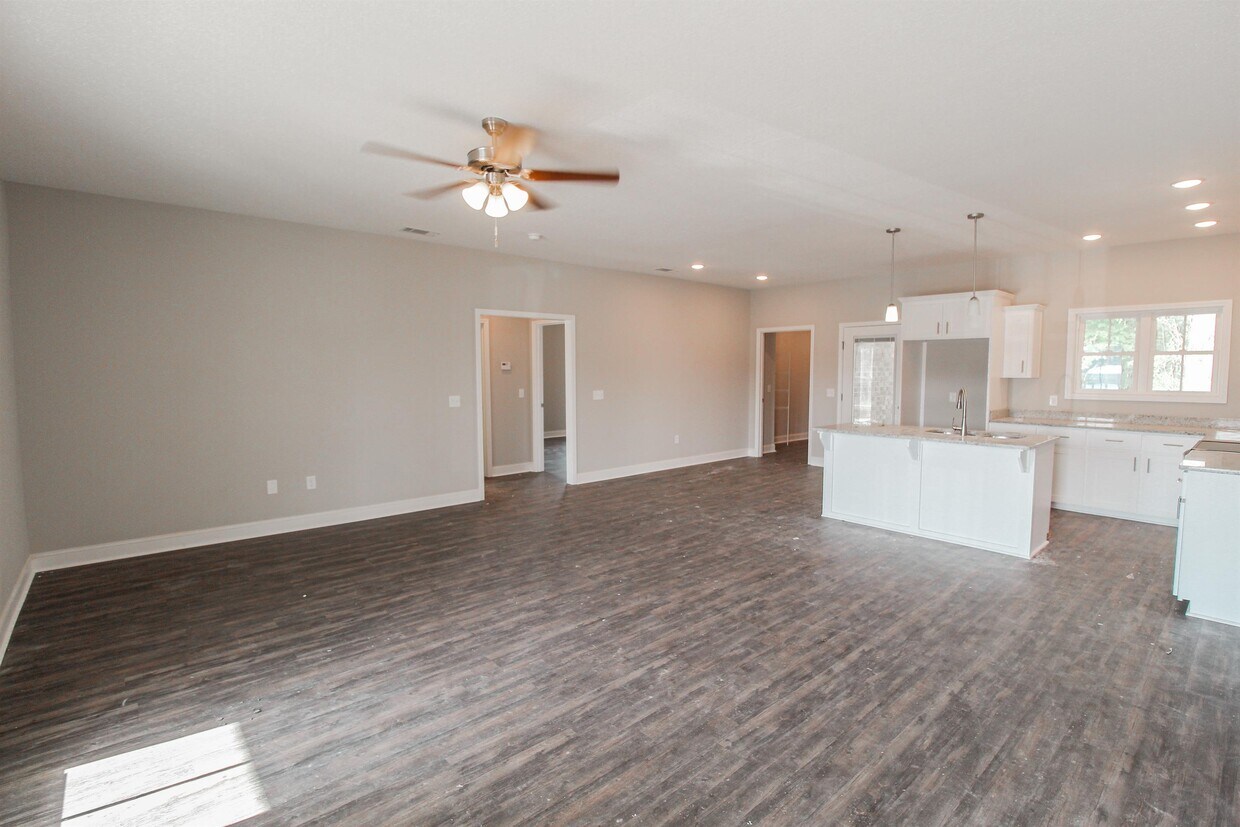 Foto principal - 93 Stockyard Rd