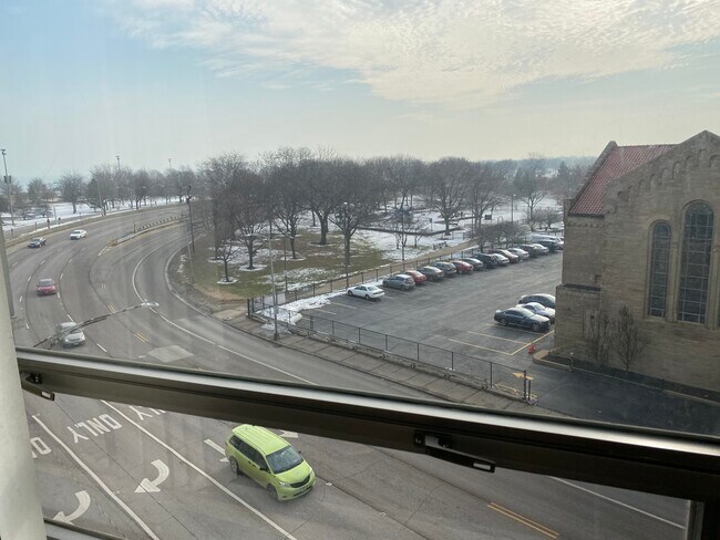 Foto del edificio - 5701 N Sheridan