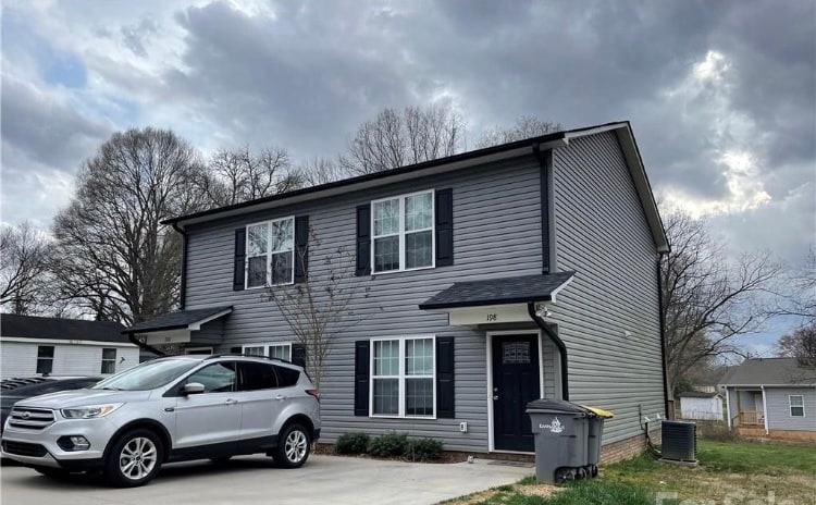 Foto principal - Franklin Avenue, Duplex