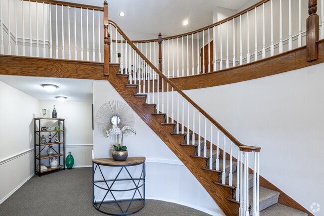 Lobby Photo - 25 Stanley St