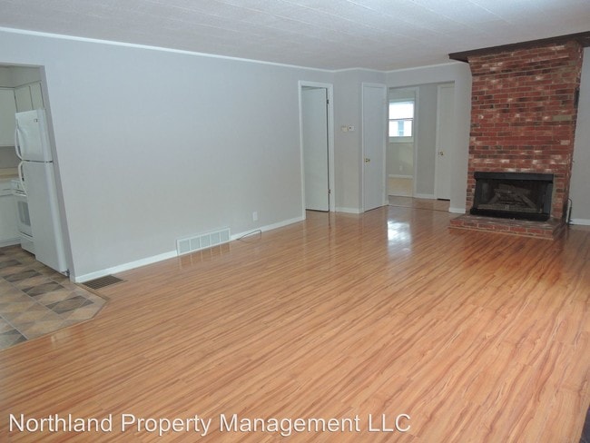 Building Photo - 3772 Central Park Dr
