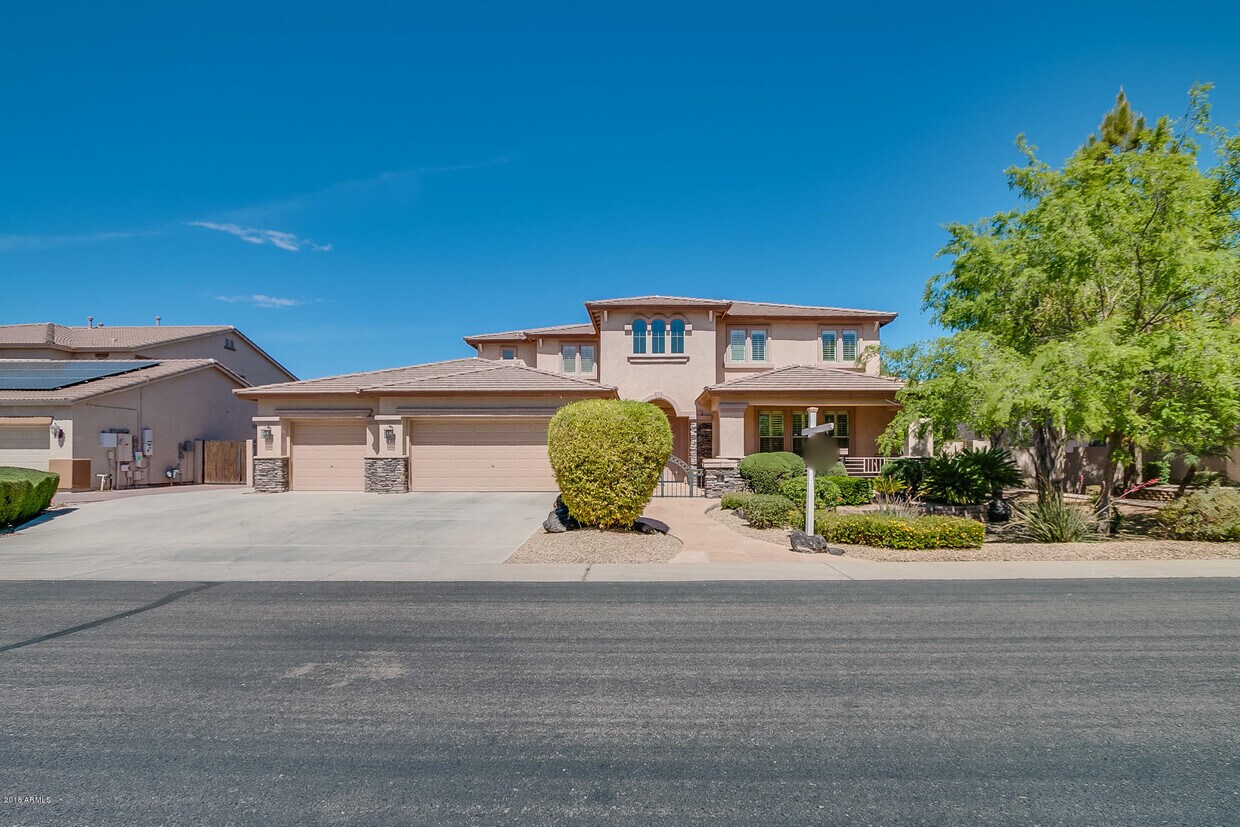 Primary Photo - 2892 E Beechnut Pl