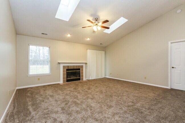 Foto del edificio - 12036 Pepperwood Dr