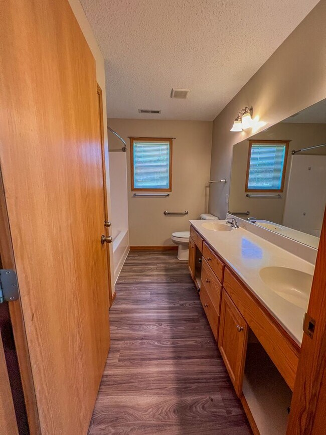 Foto del edificio - 2 Bedroom, 1.5 Bath Town Home