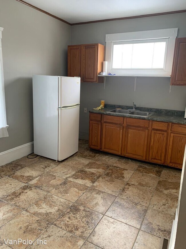Foto del edificio - 2 br, 1 bath House - 3737 Marvin Ave