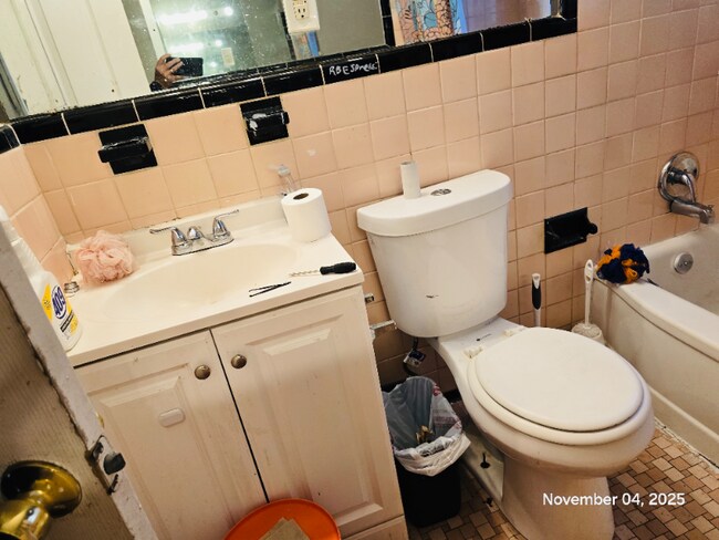 Foto del edificio - 18582 Edinborough Rd