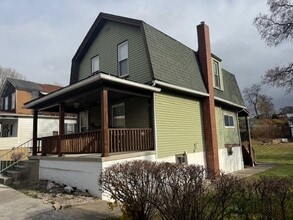 Building Photo - 2205 14th Ave