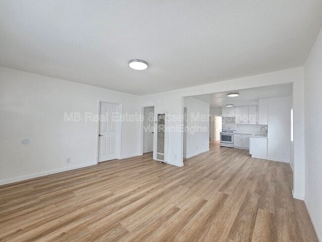 Photo - 4754 W 163rd St Townhome