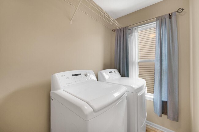 Foto del edificio - 2723 W 127th Pl