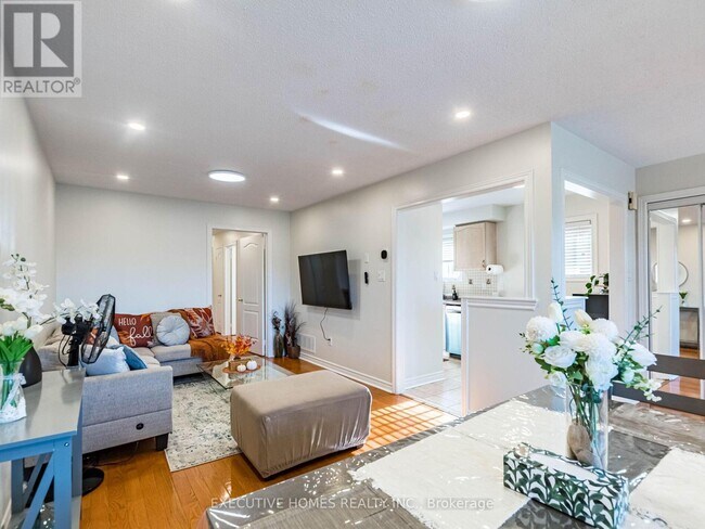 Building Photo - 5321 Red Brush Dr