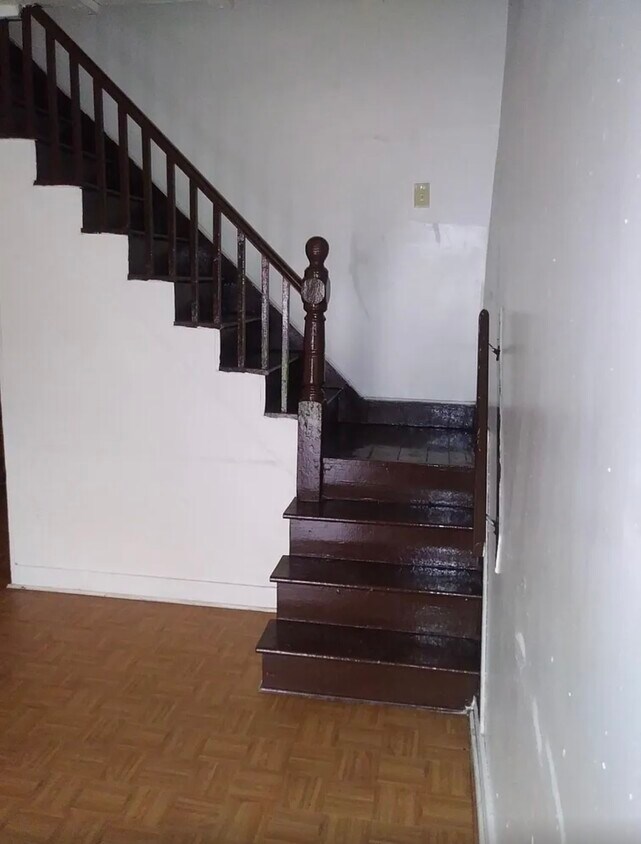 Foto del edificio - 716 Wesley St