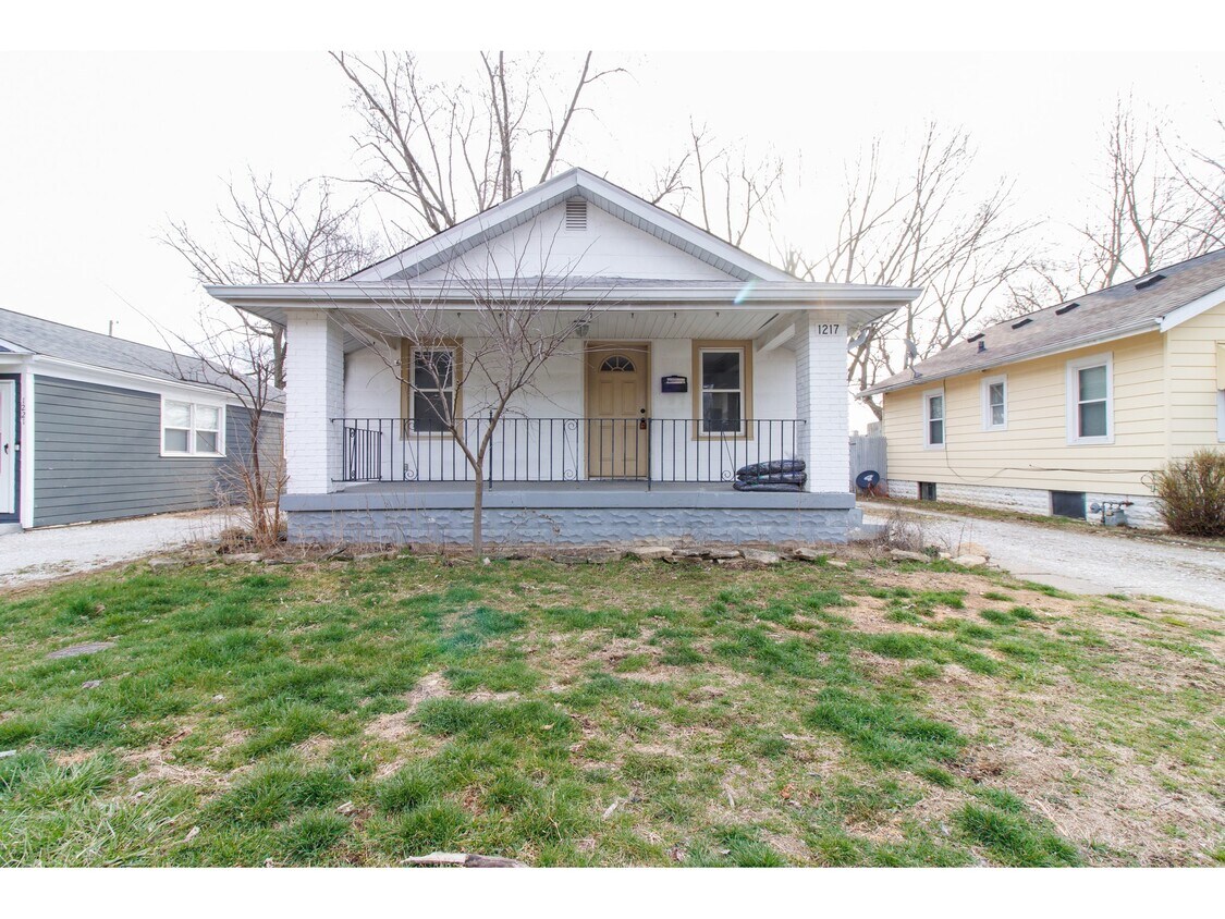 Foto principal - 1217 N Livingston Ave
