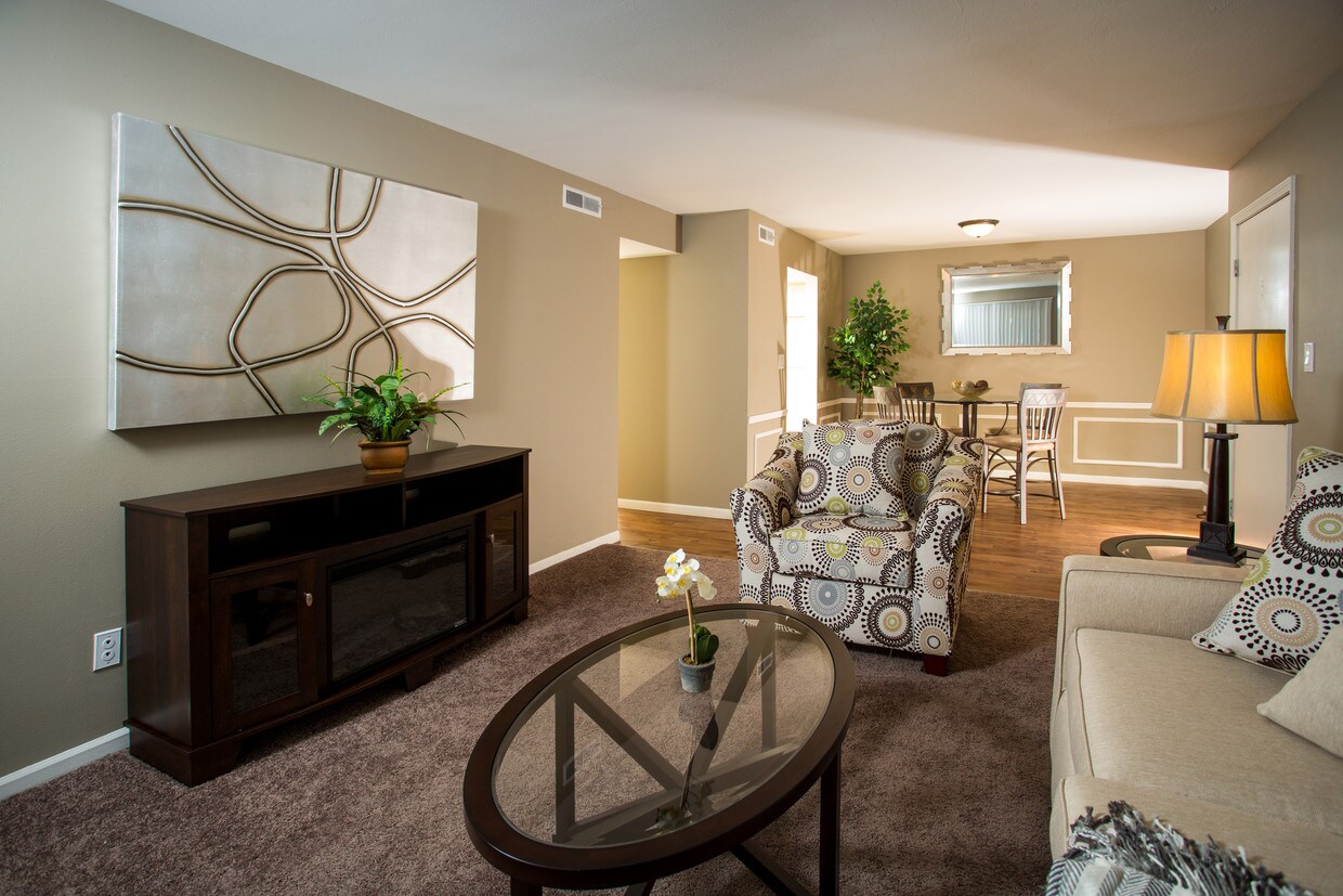 Andover Park Apartments in Valparaiso, IN